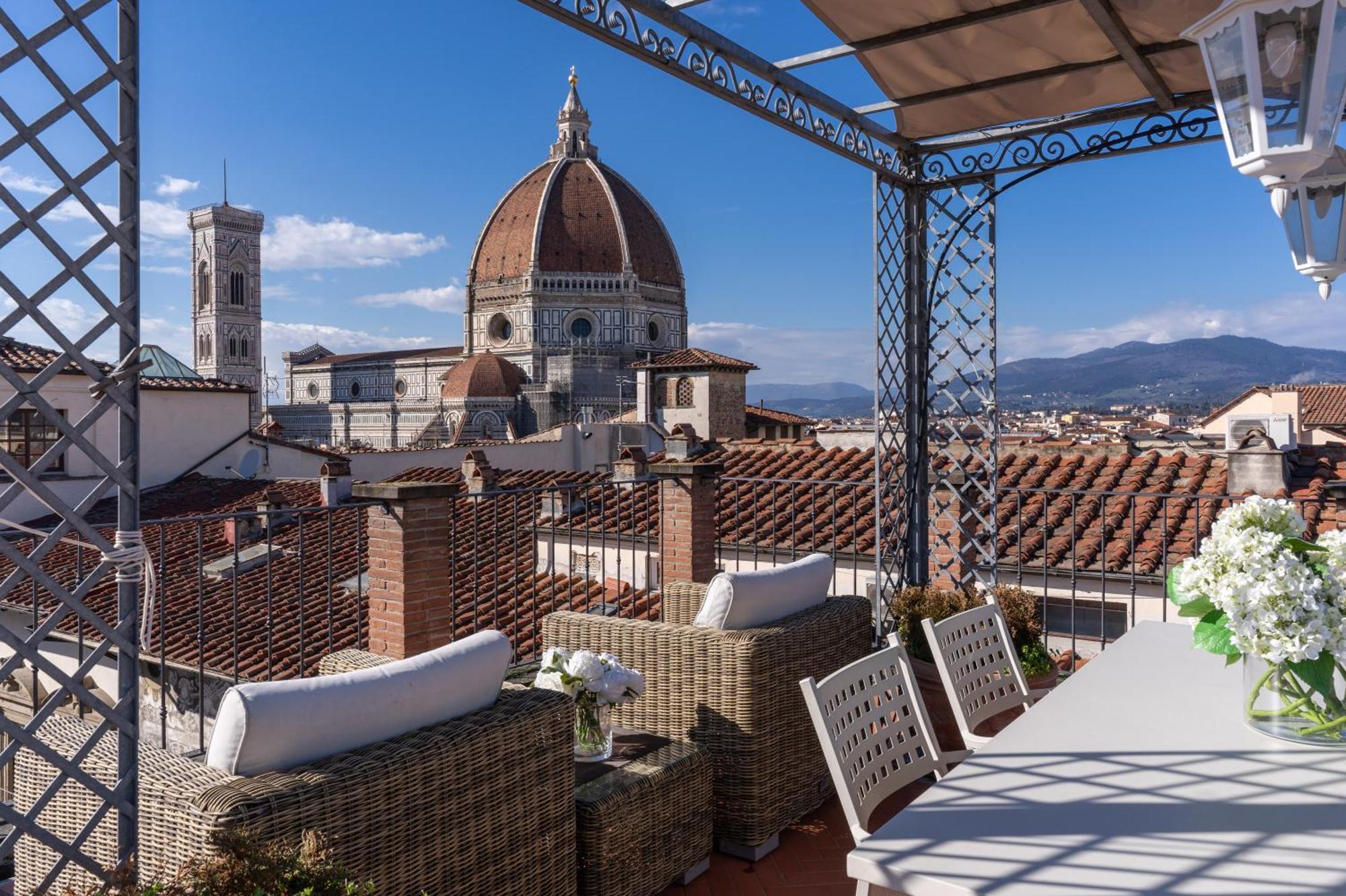 Futura Collection Florence Terrace Exterior photo